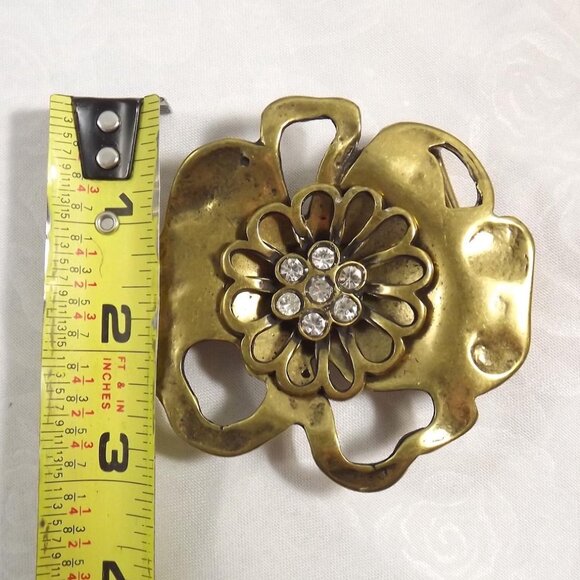 Ornate Floral Belt Buckle with Cut Outs and Rhinestones - Picture 5 of 8